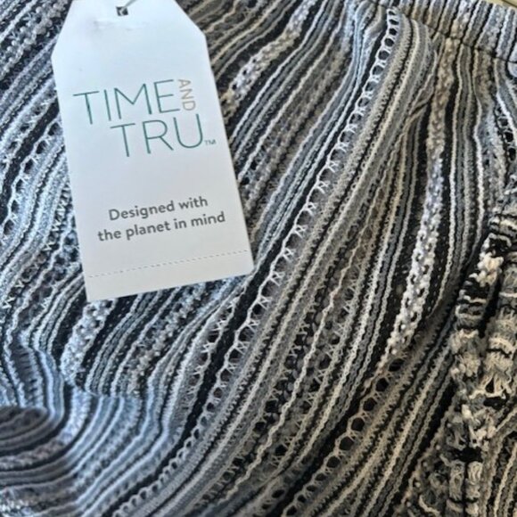 TIME AND TRU - Women's Crochet Coverup Pants - Size Medium - Picture 6 of 7